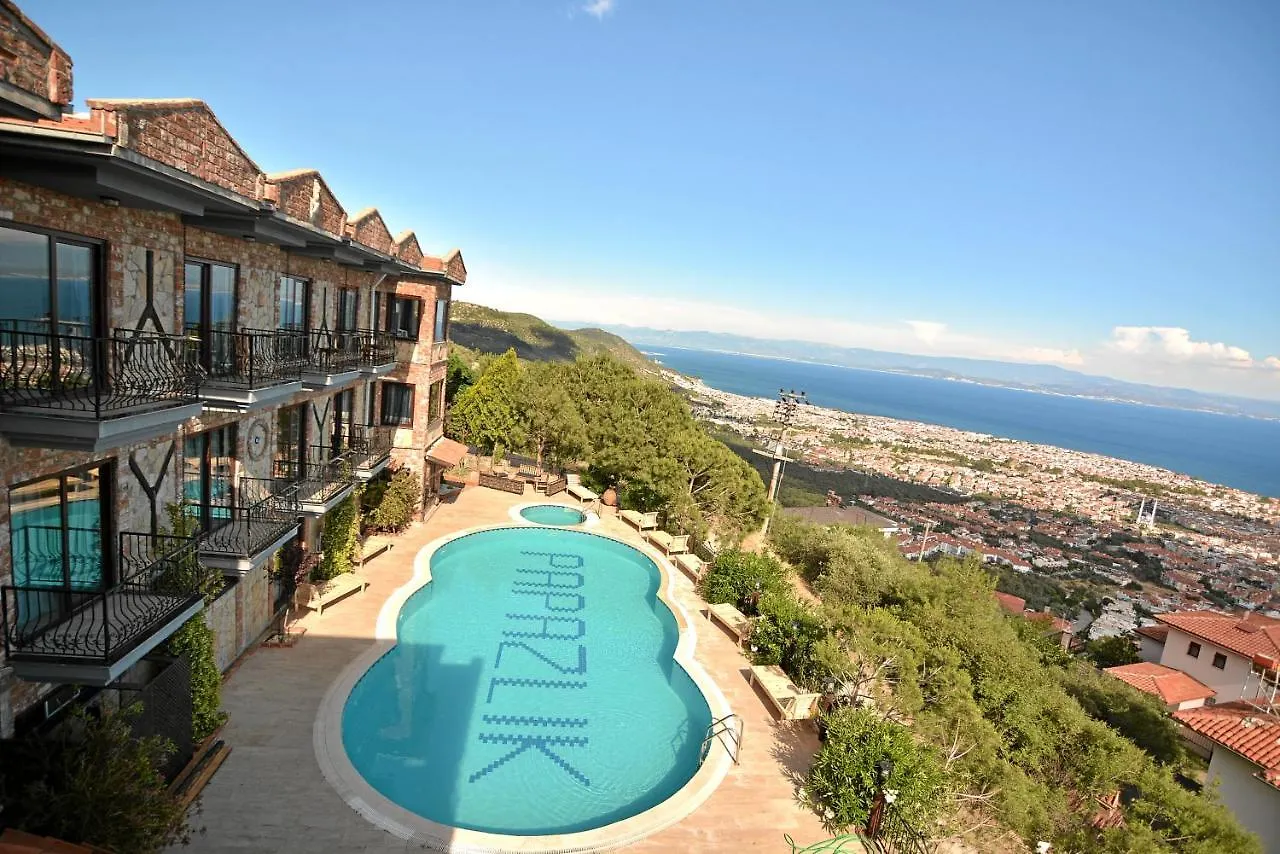 Papazlikhan Hotel Altınoluk
