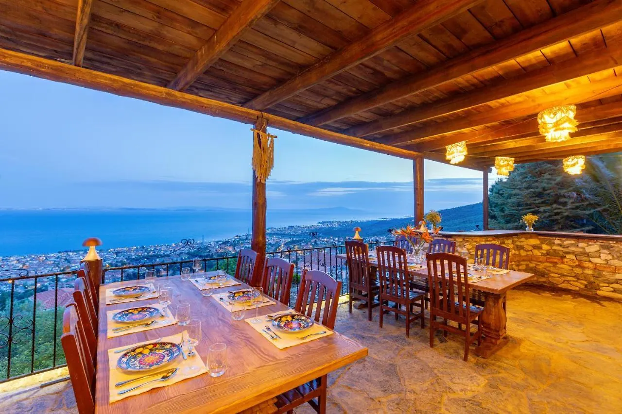 Papazlikhan Hotel Altınoluk