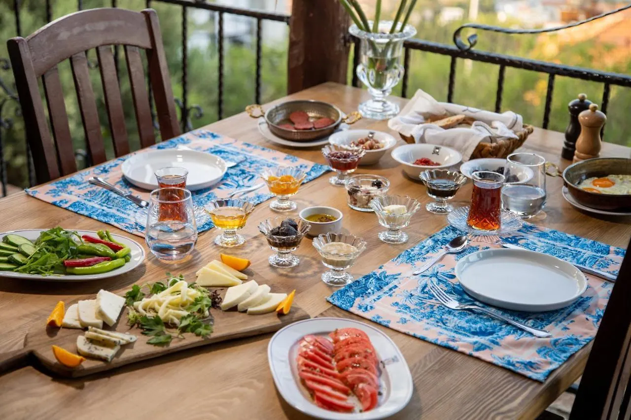 Papazlikhan Hotel Altınoluk 0*,