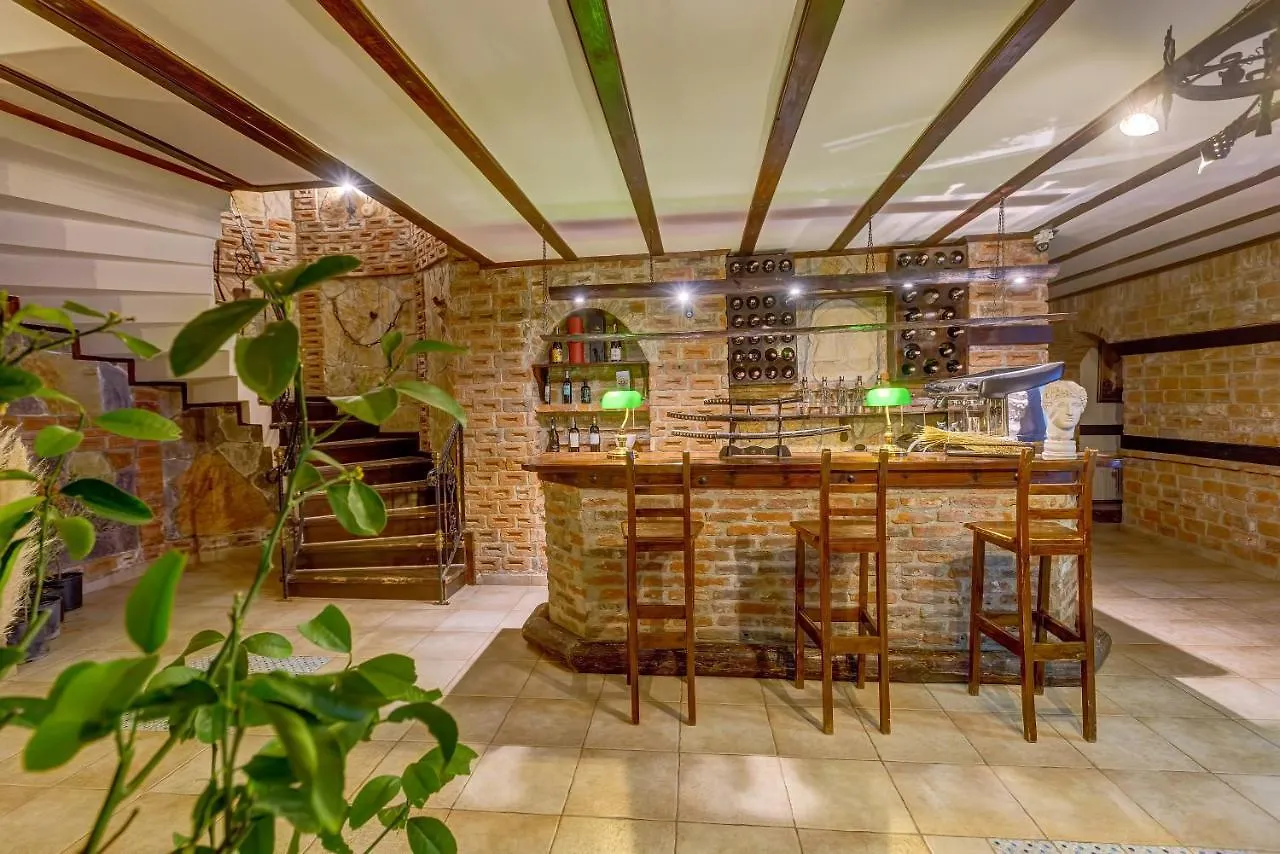 Papazlikhan Hotel Altınoluk