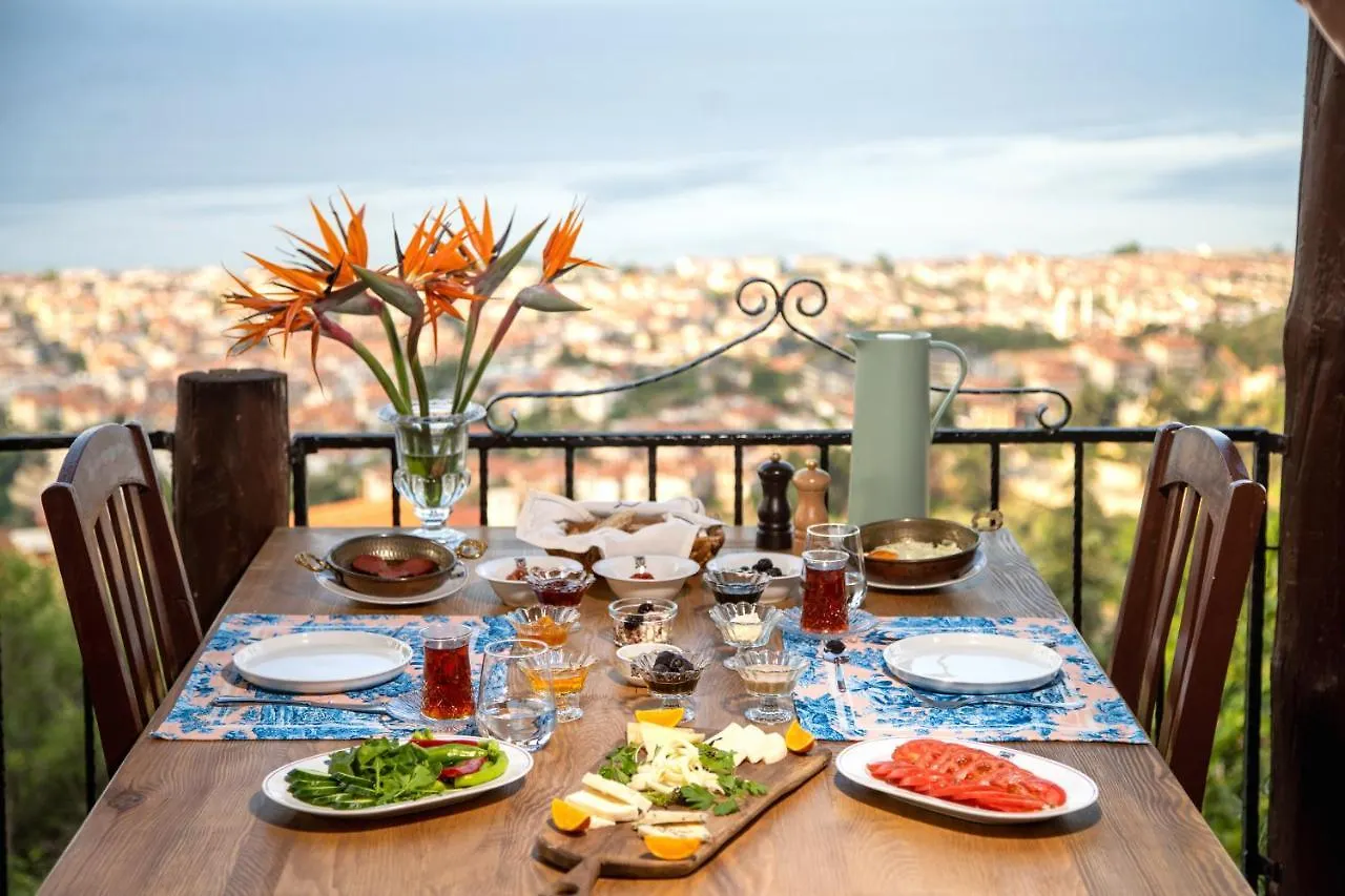 Papazlikhan Hotel Altınoluk