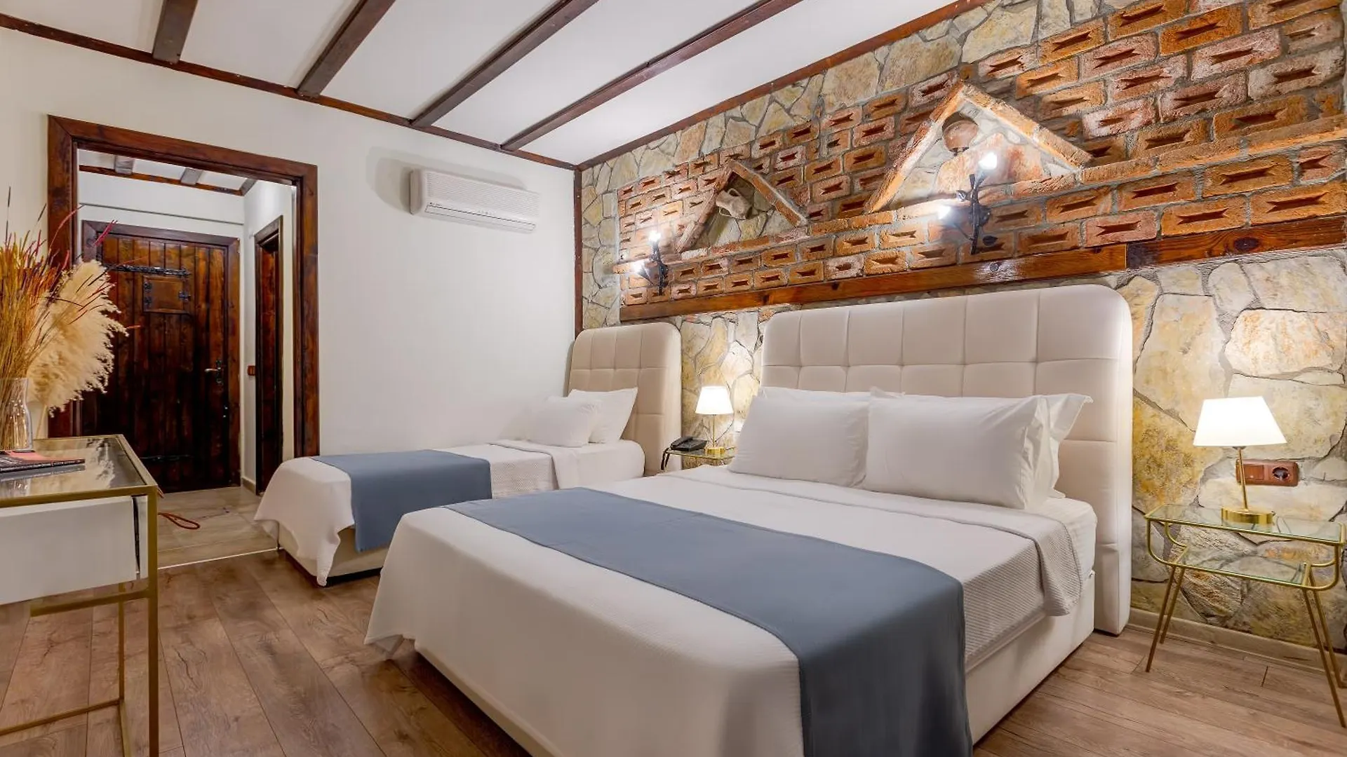 Papazlikhan Hotel Altınoluk Turkije