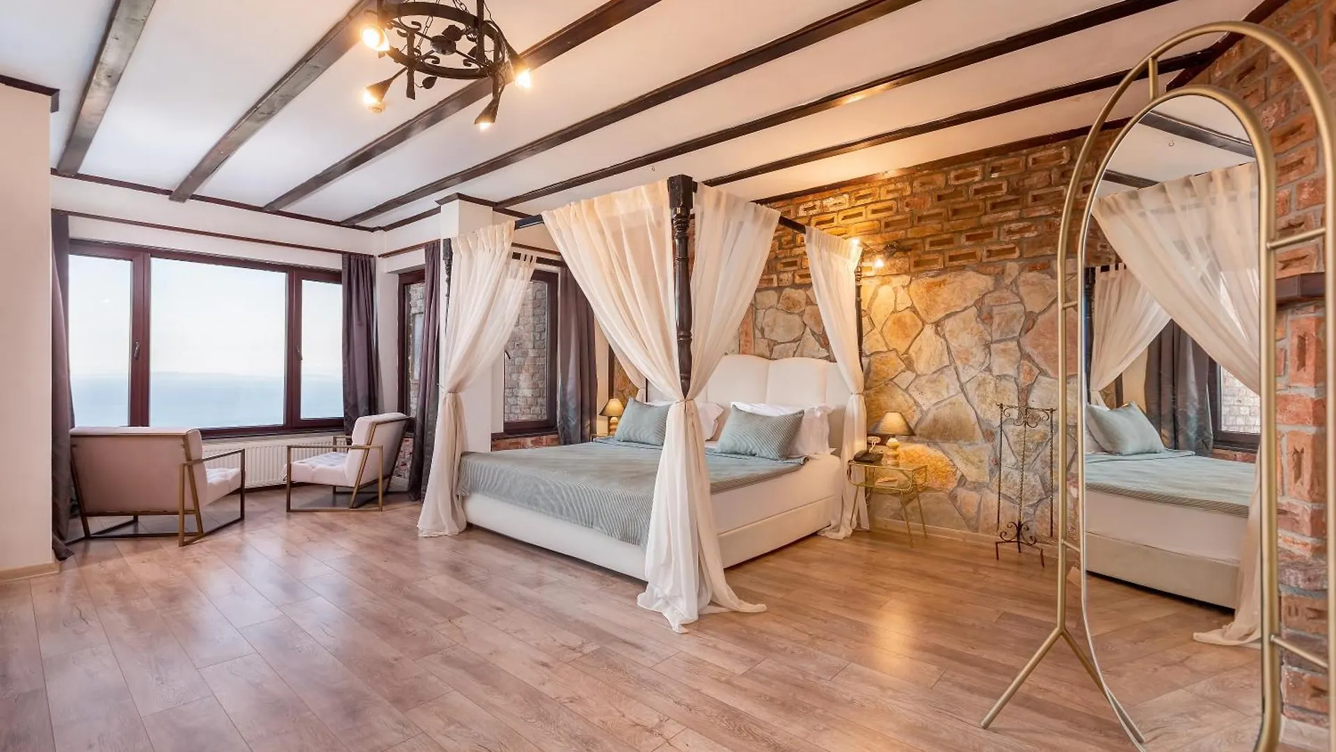 Papazlikhan Hotel Altınoluk Turkije