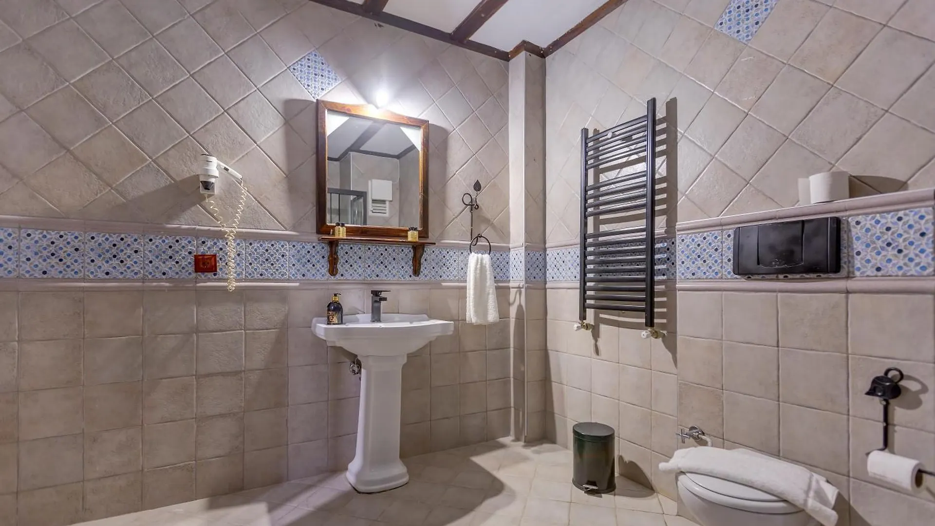 Papazlikhan Hotel Altınoluk 0*,  Turkije