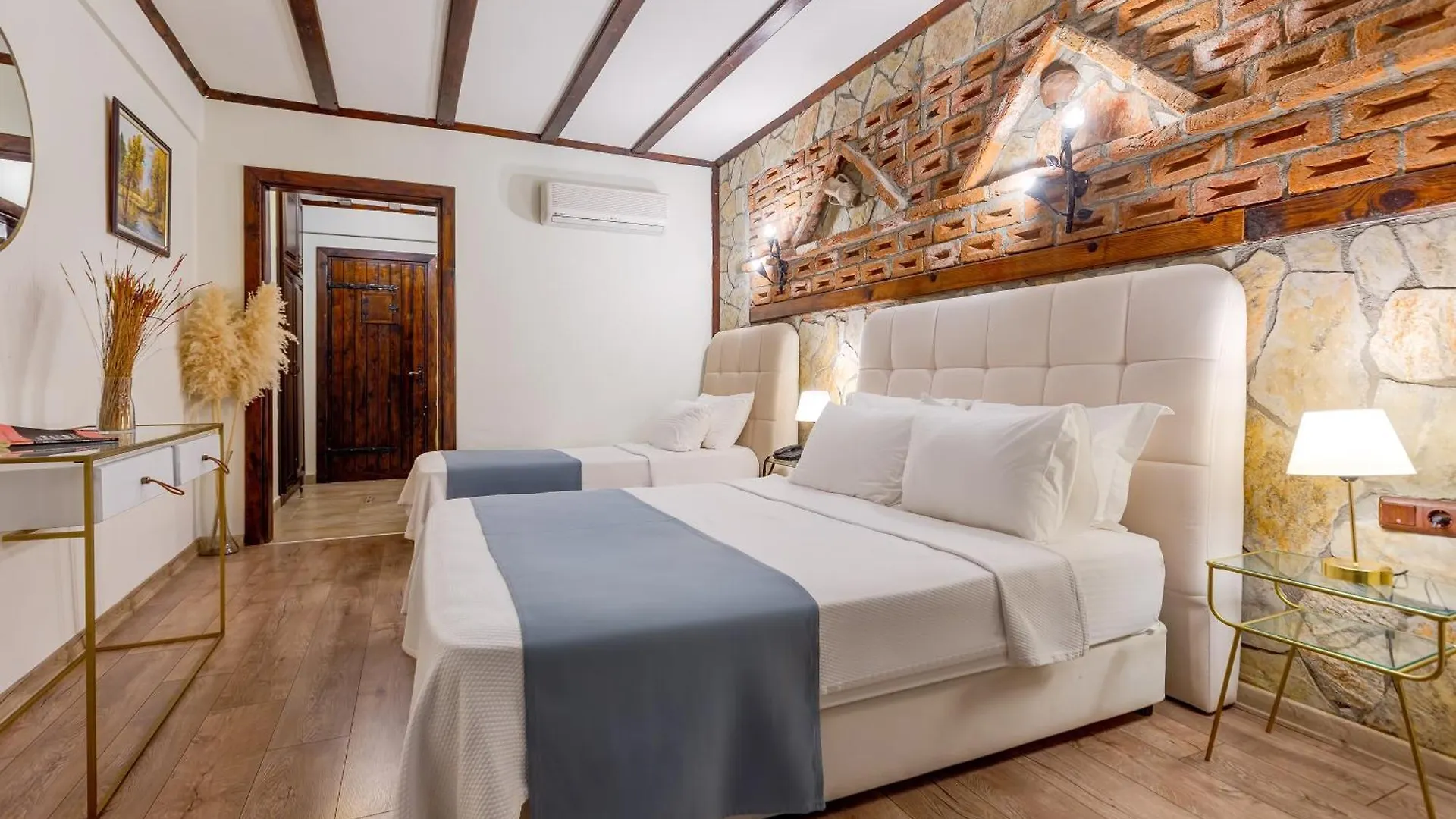 Papazlikhan Hotel Altınoluk 0*,  Turkije