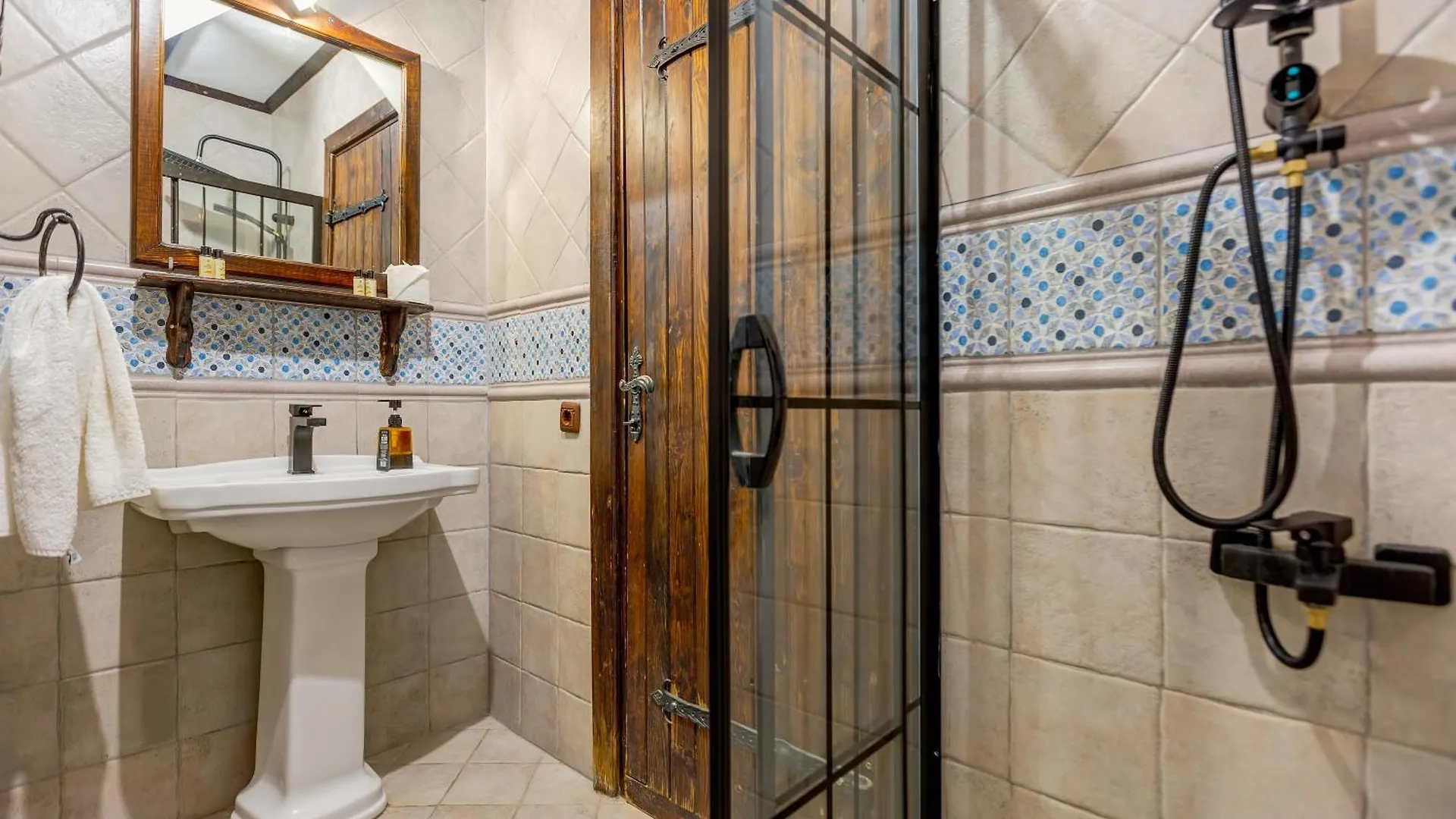 Papazlikhan Hotel Altınoluk Turkije
