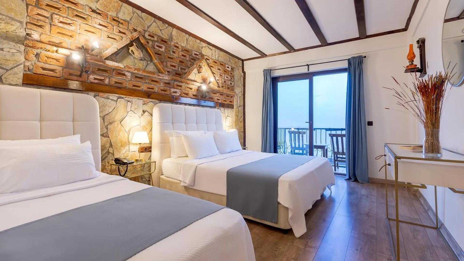 Papazlikhan Hotel Altınoluk Turkije