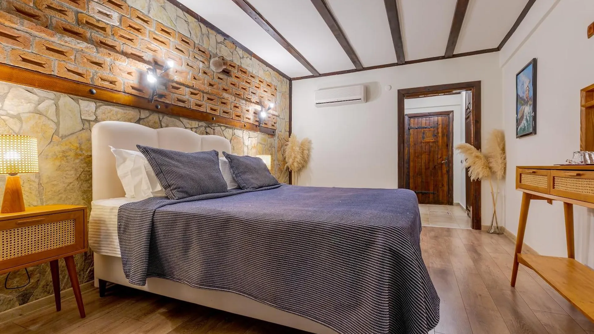 Papazlikhan Hotel Altınoluk